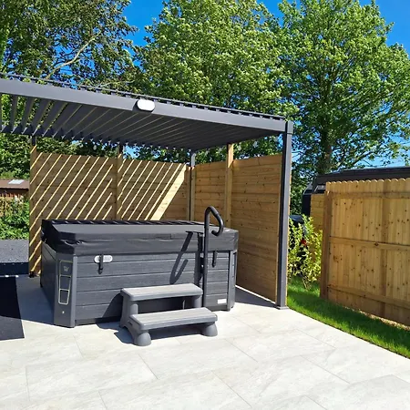 Blackstairs Glamping Pod 1 * Killann